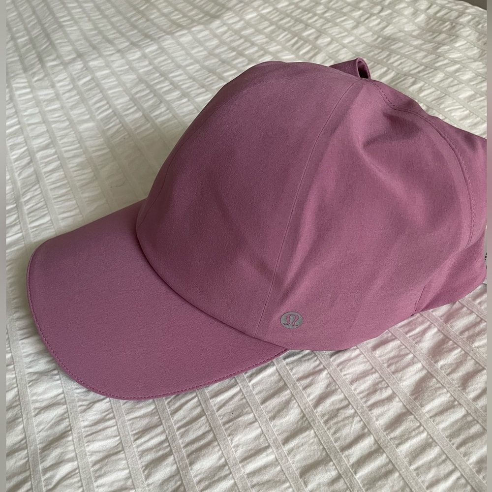 Lululemon Fast and Free run hat
